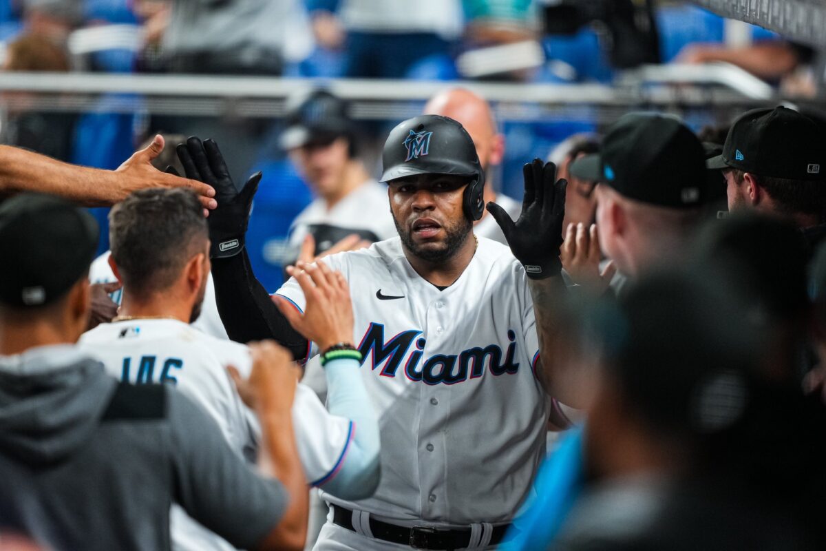 Marlins Offense Helps Extend Win Streak To Six Games