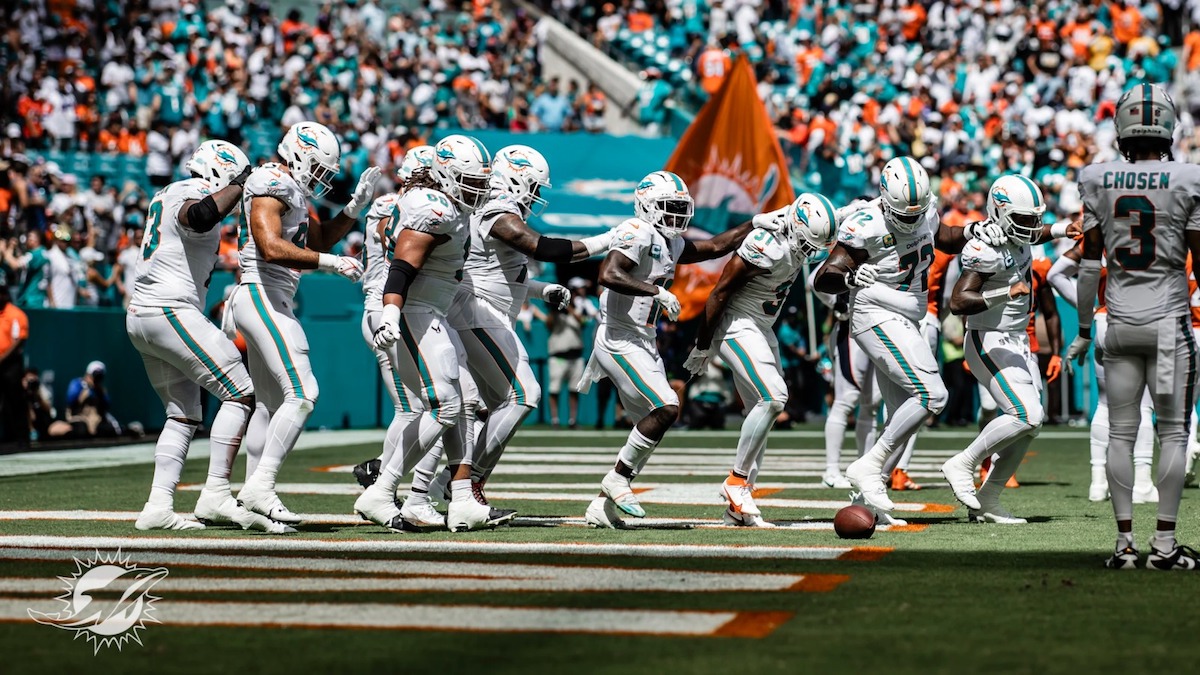 Tagovailoa, Dolphins score most points by NFL team since 1966 in 70-20 win  over Wilson, Broncos