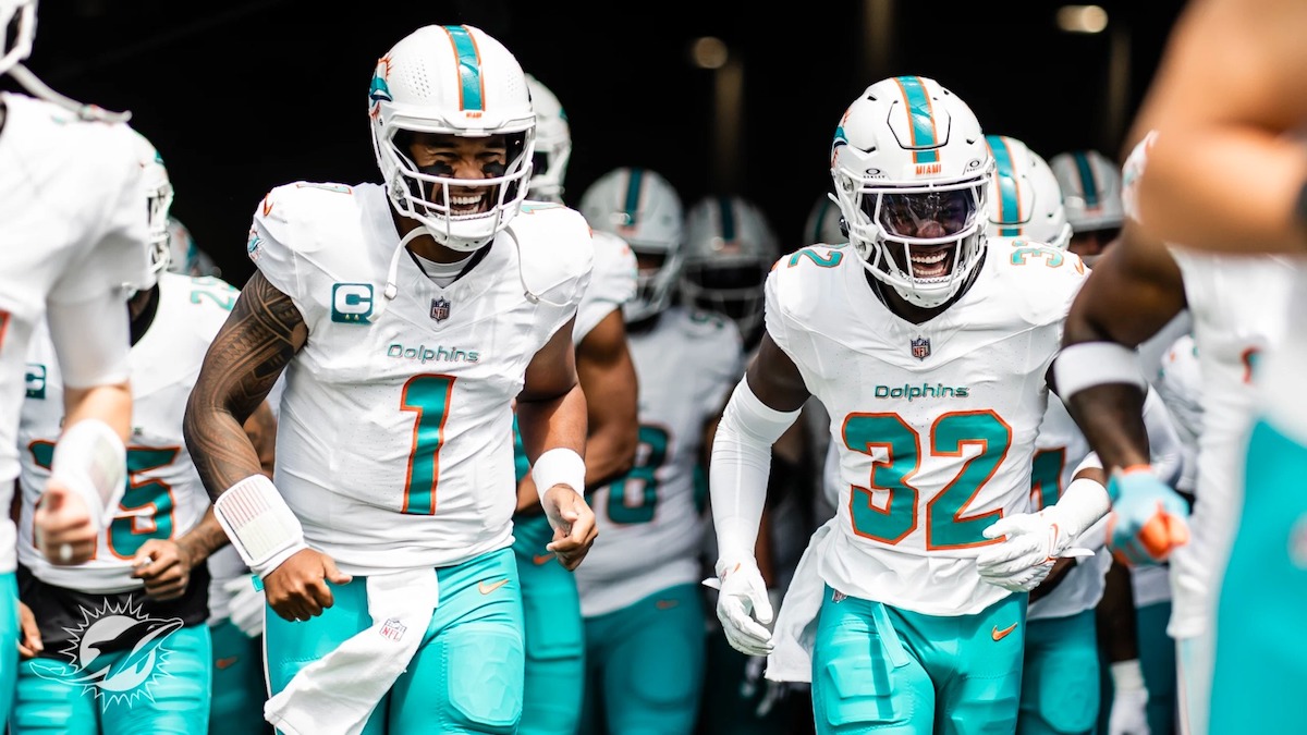 Miami Dolphins high-powered offense take on AFC East division rival New  England Patriots on SNF