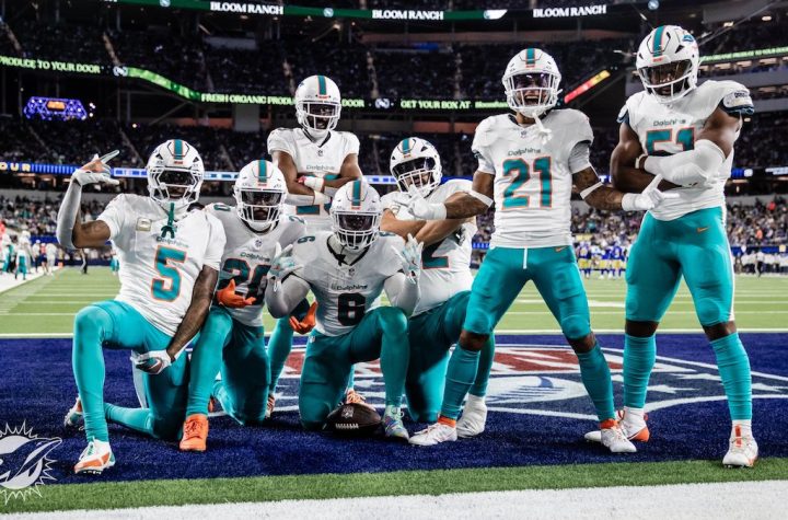 Dolphins Defense Win Rams