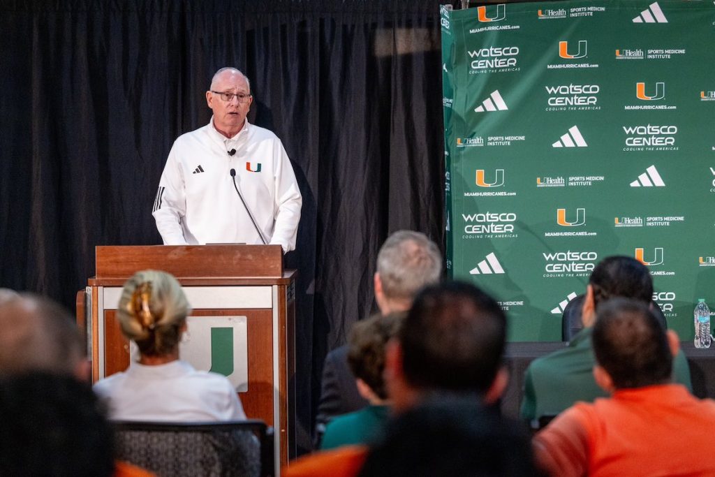 Jim Larranaga announced retirement