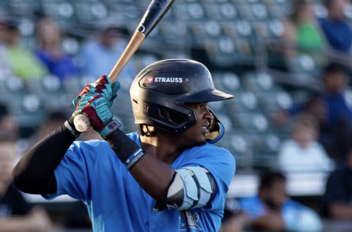 Carlos Sanchez Hammerheads Victory