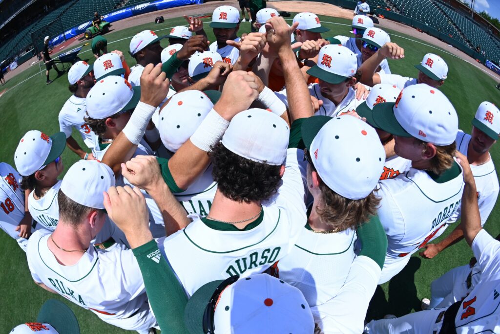 Miami Hurricanes Troy Trojans