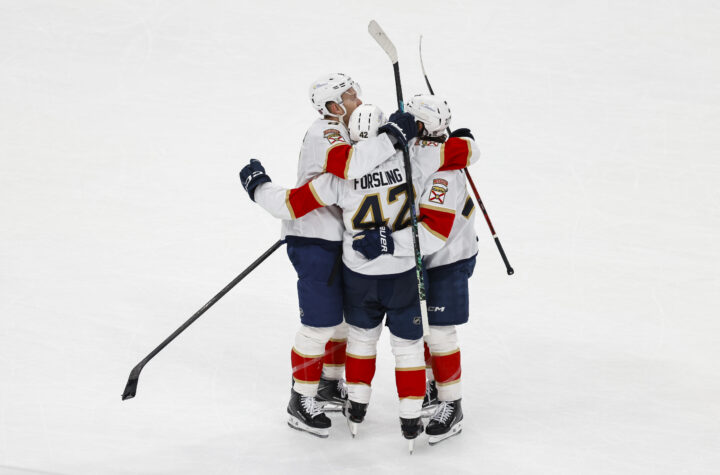 Panthers shutout Carolina Hurricanes